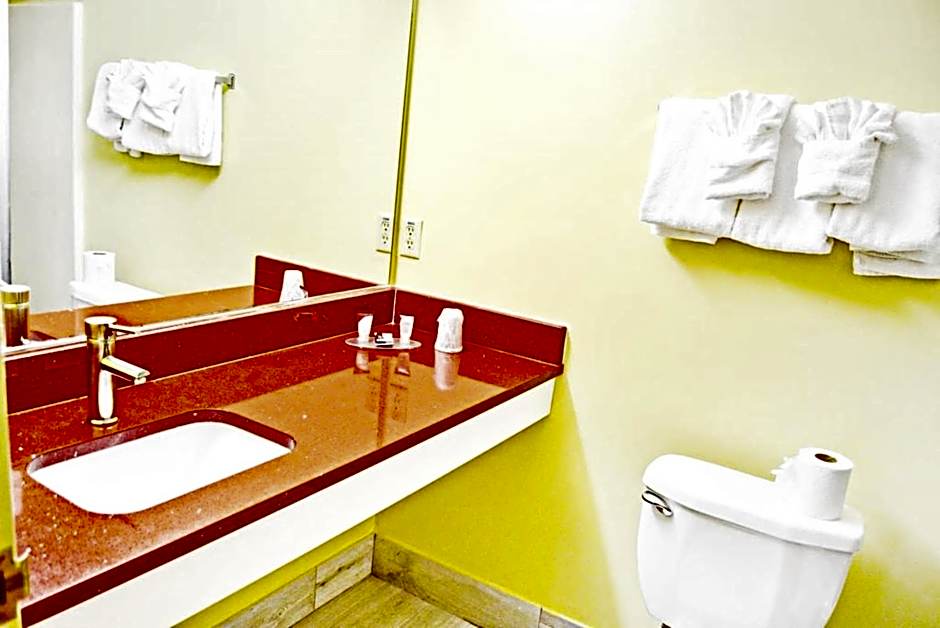 Flagship Inn & Suites