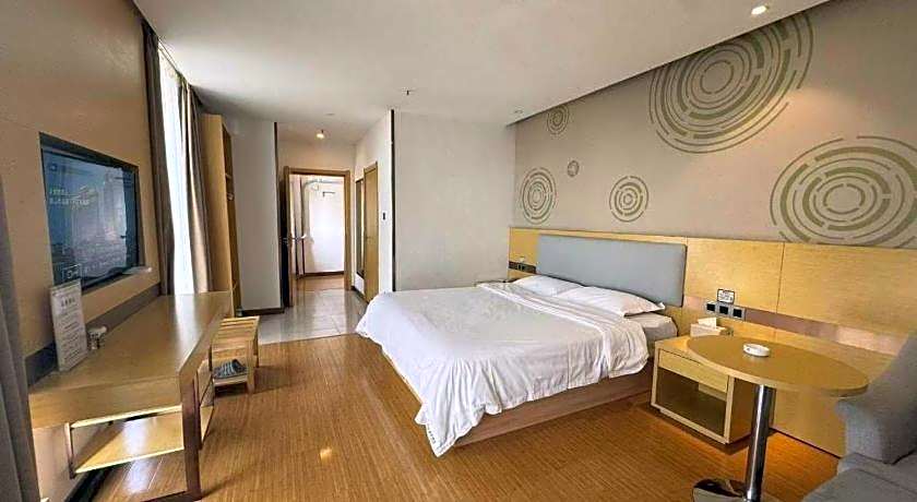 GreenTree Inn Huanggang City Wuxue City Kanjiang Avenue