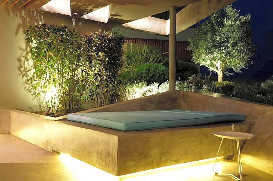 Thalatta Seaside Hotel