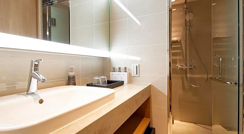 The General Kyoto Shijou Shinmachi