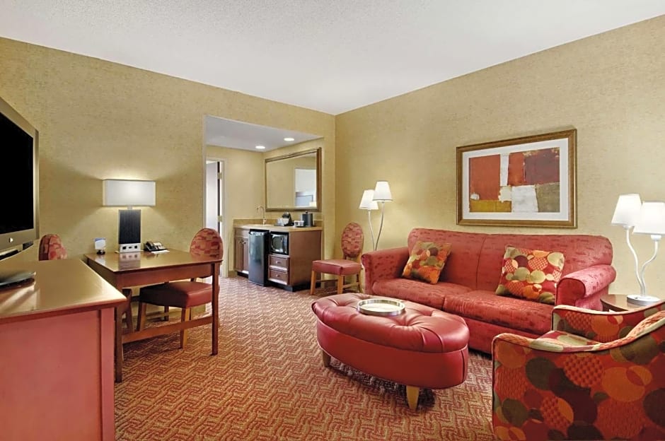 Embassy Suites by Hilton Charlotte Concord Golf Resort & Spa