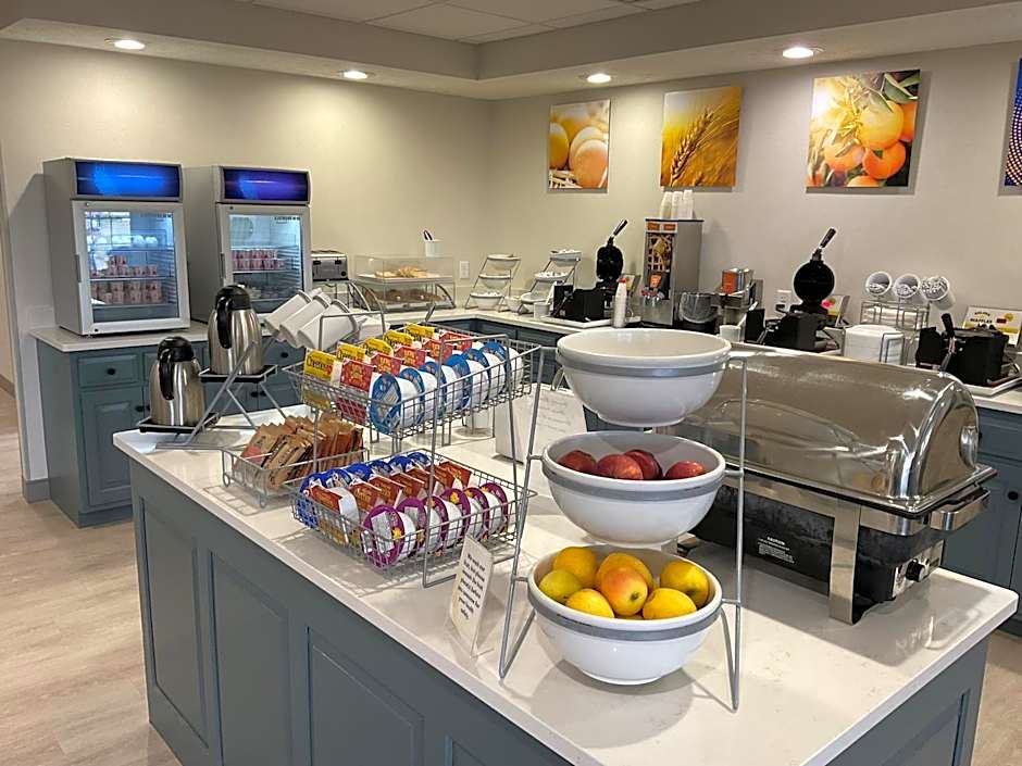 Comfort Suites Hotel and Conference Center