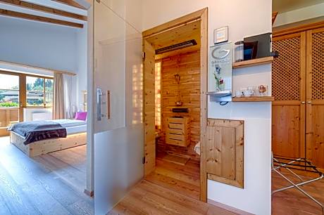 Suite with Sauna
