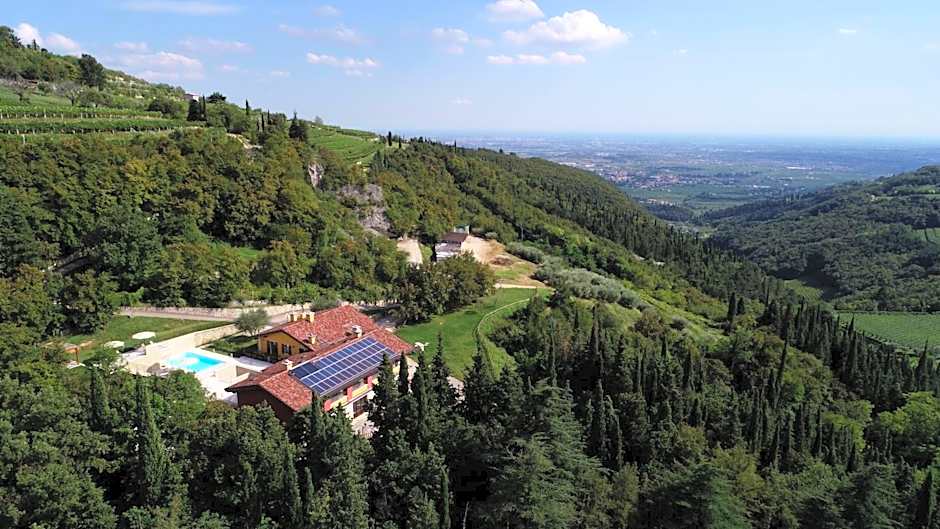 AGRITURISMO ACINATICO WINE RELAIS