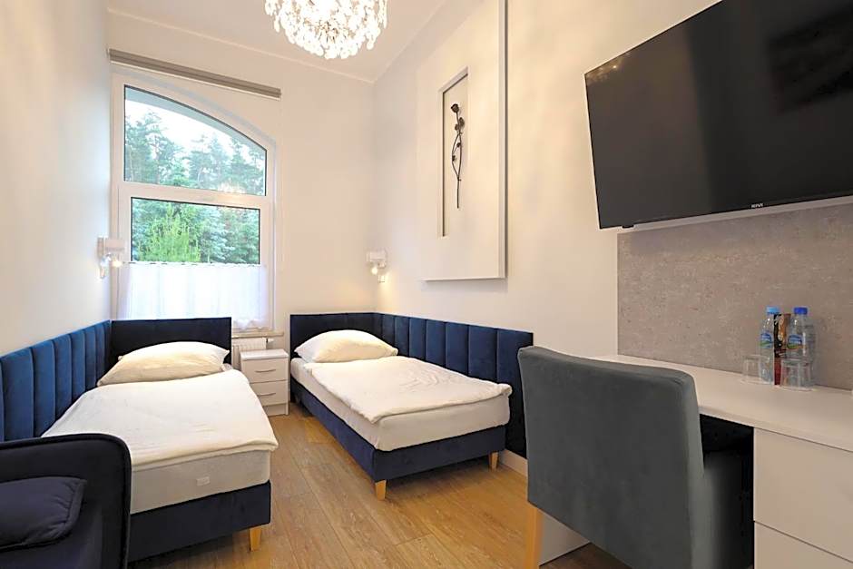 Dworek Różany Hotel & Restauracja