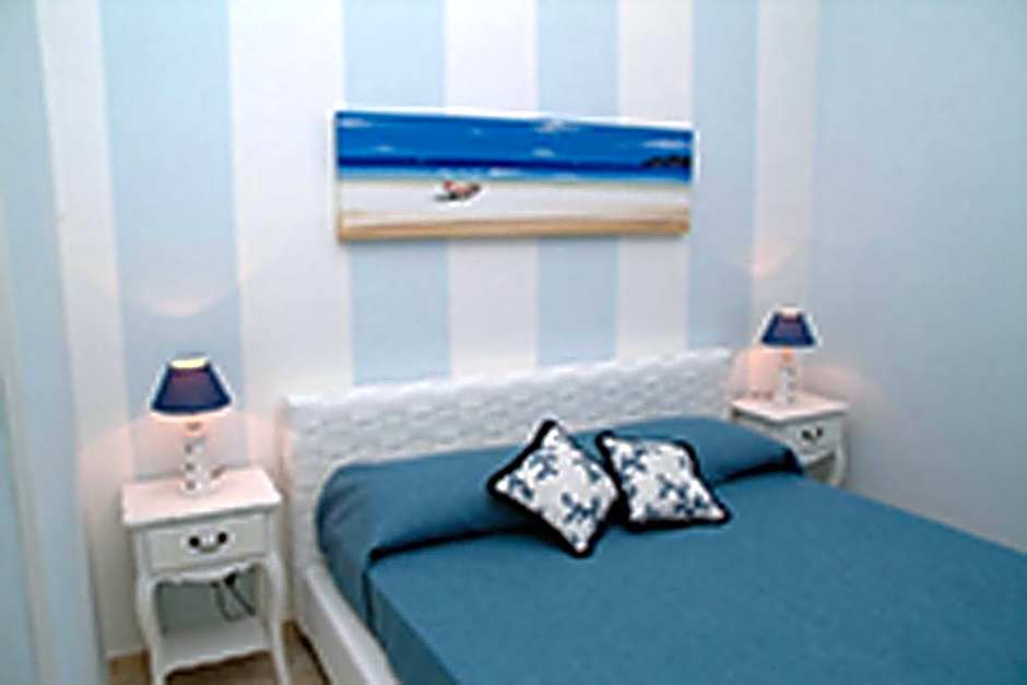 AFFITTACAMERE A TRE MINUTI IN SPIAGGIA Il Veliero