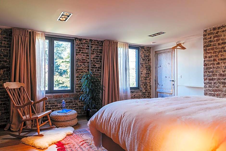 Chambre d'Amis by Alix