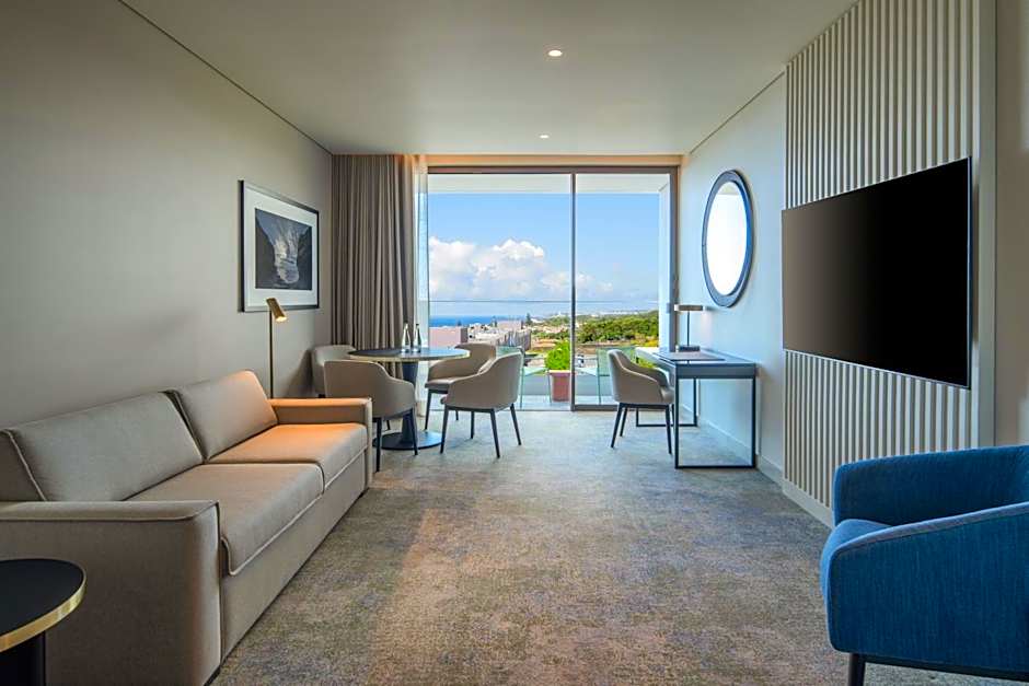 DoubleTree by Hilton Lagoa Azores