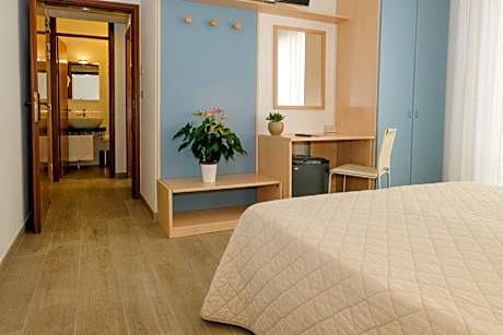 Two Connecting Rooms with Side Sea View