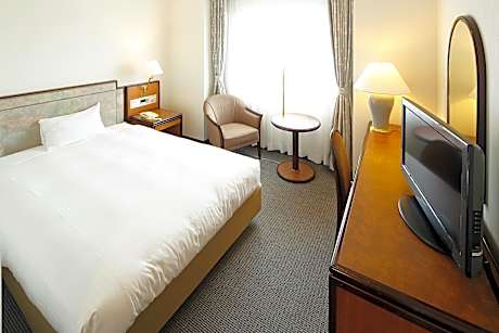 Double Room with Small Double Bed - Smoking