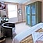 Riviera Lodge Hotel