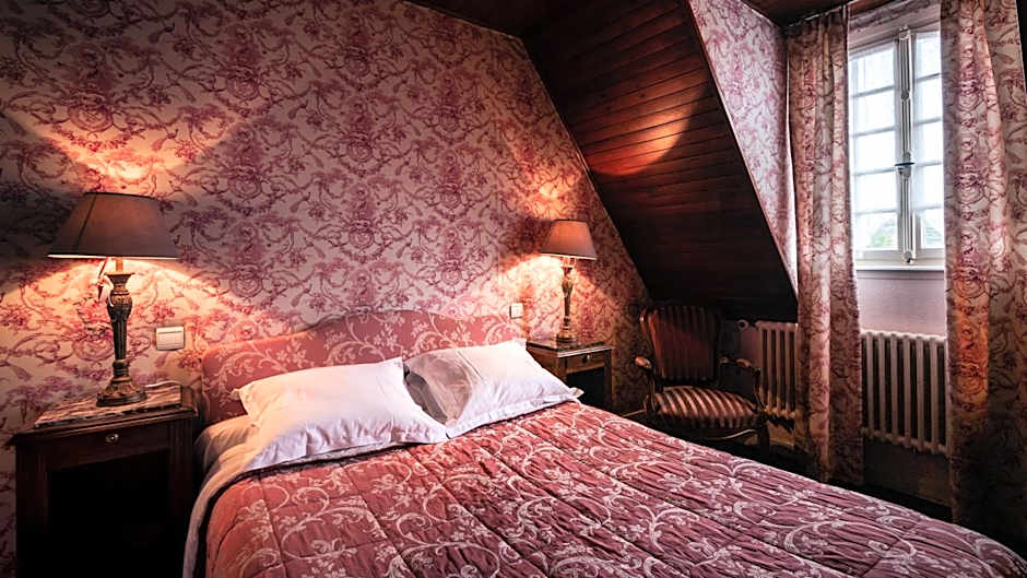 Hotel des Deux Clefs