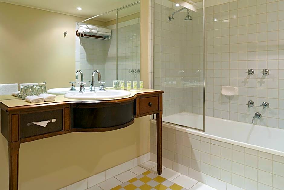 Grand Hotel Melbourne