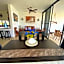 Escape to Paradise, Minimalist 4-BR Beachfront, 300 Mbps with amazing views