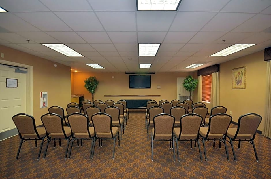 Holiday Inn Express Las Vegas-Nellis By IHG