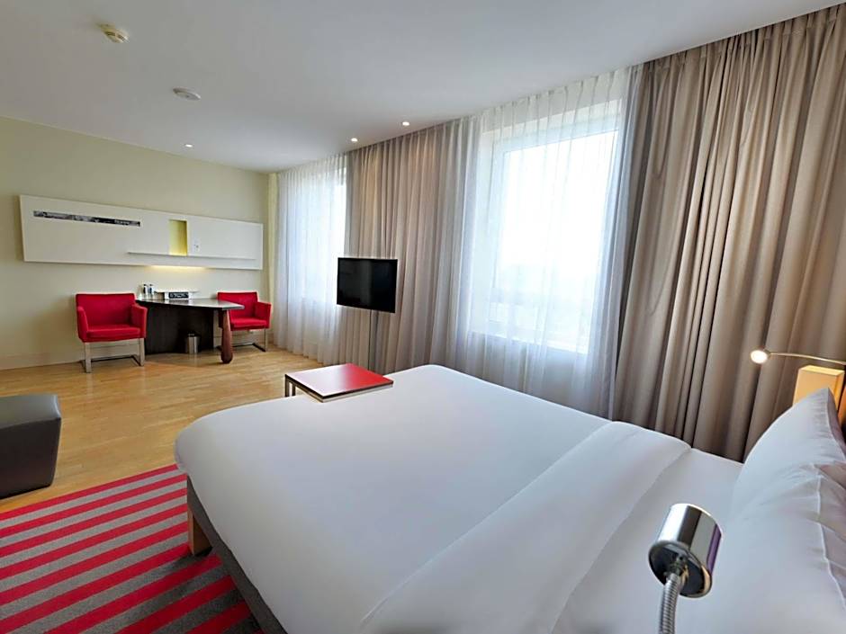 Mercure Warszawa Grand