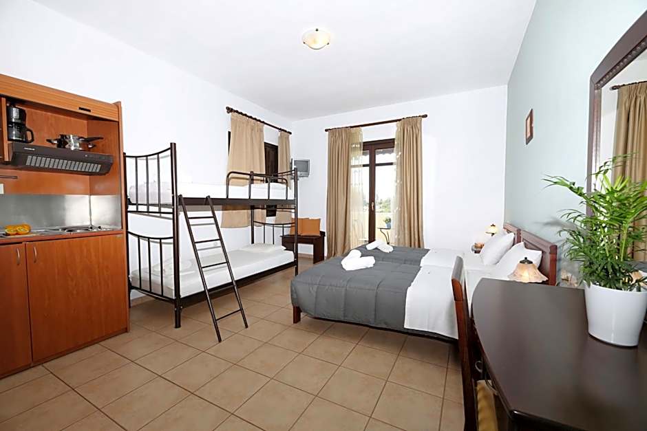 Palirria Hotel & Studios