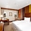 Al Falaj Hotel