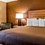 Quality Inn & Suites Warren