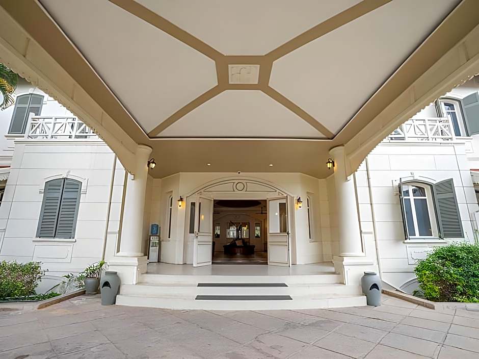 The Luang Say Residence