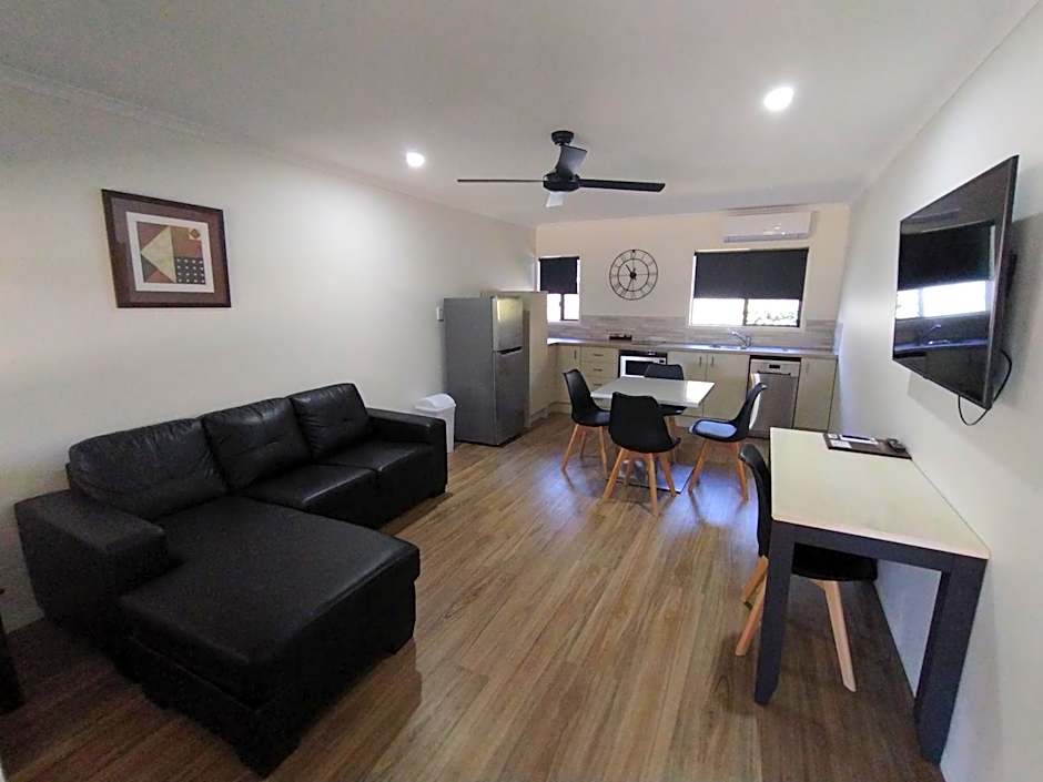Cascade Motel In Townsville