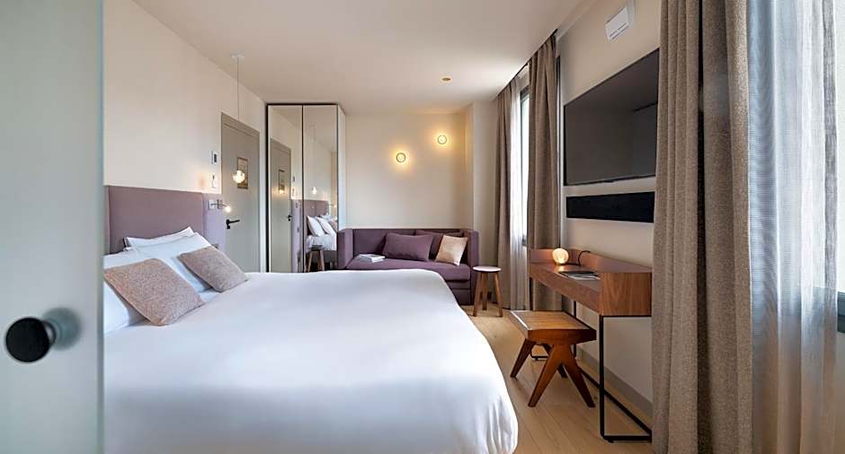 Hébé Hotel
