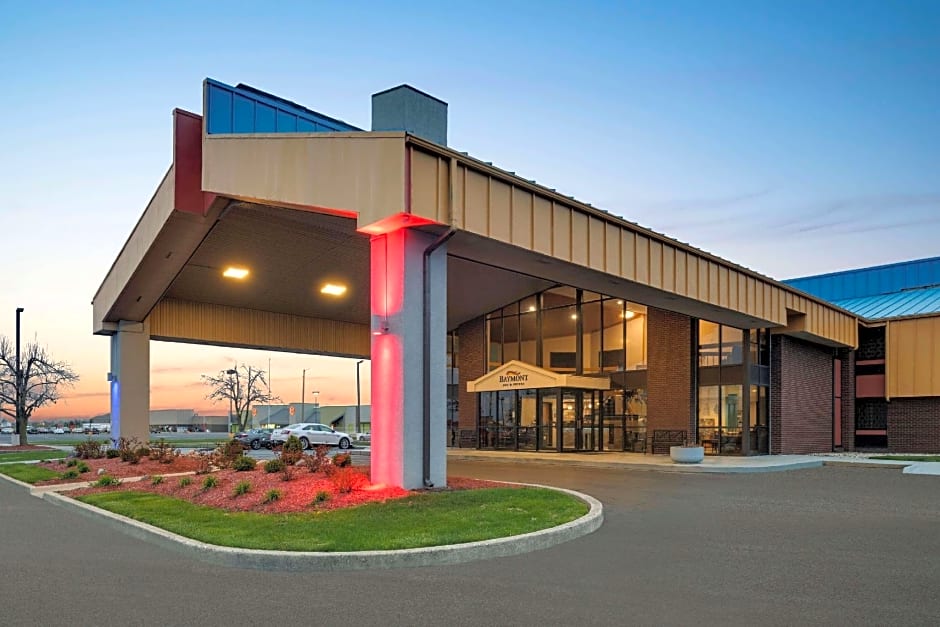 Baymont by Wyndham Muncie Near Ball State University