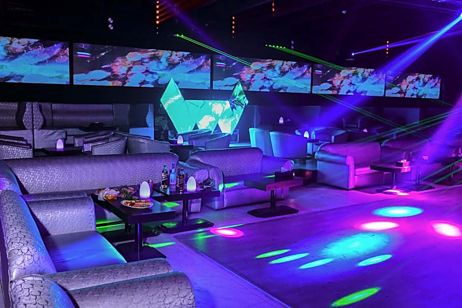 La Rosa Hotel, Juffair