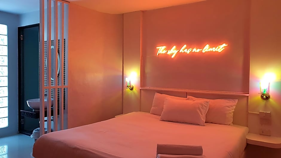 Good Night Cha-am Minitel