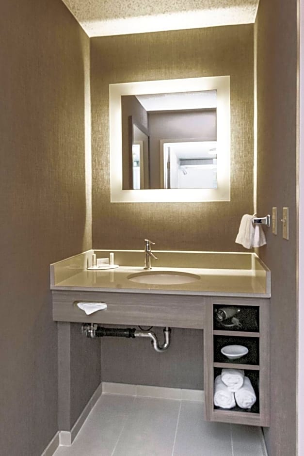 SpringHill Suites Anchorage Midtown