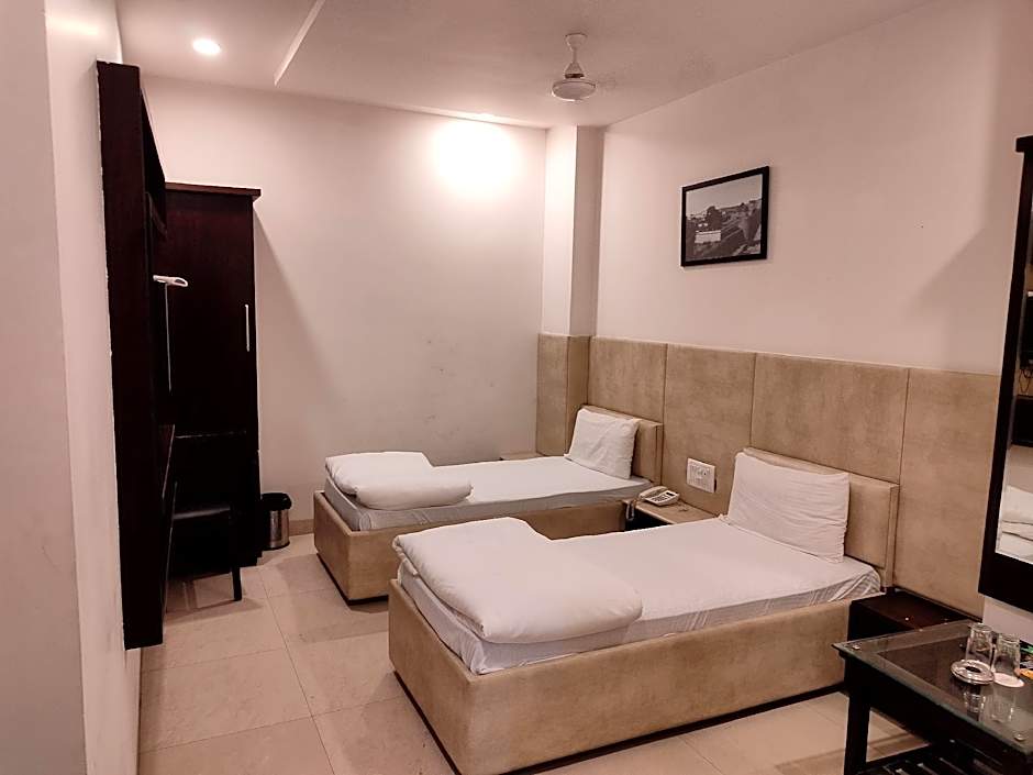 Hotel Shree Palace, Bhopal