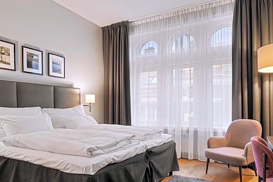 Clarion Hotel Admiral