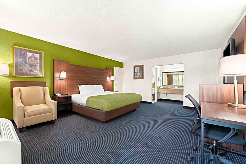 Quality Inn Americus