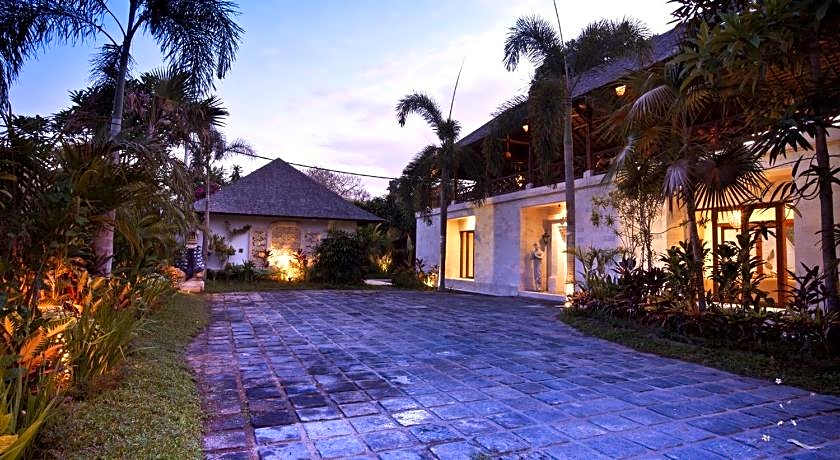 Avillion Villa Cinta @ Sanur