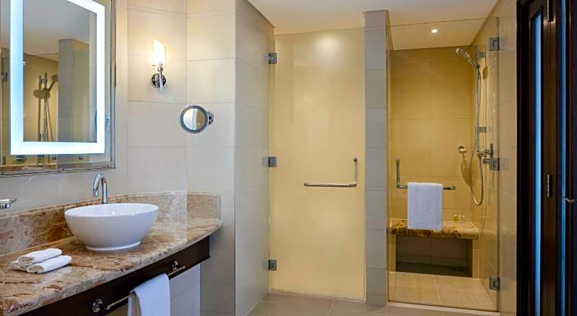 Sheraton Oman Hotel