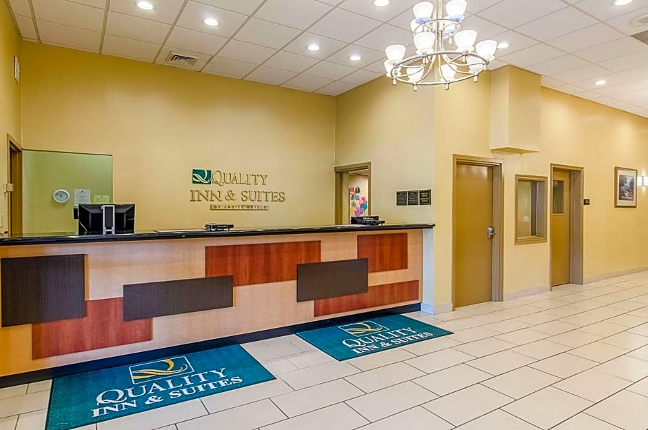 Quality Inn & Suites Lexington near I-64 and I-81