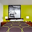 Super 8 by Wyndham Franklin