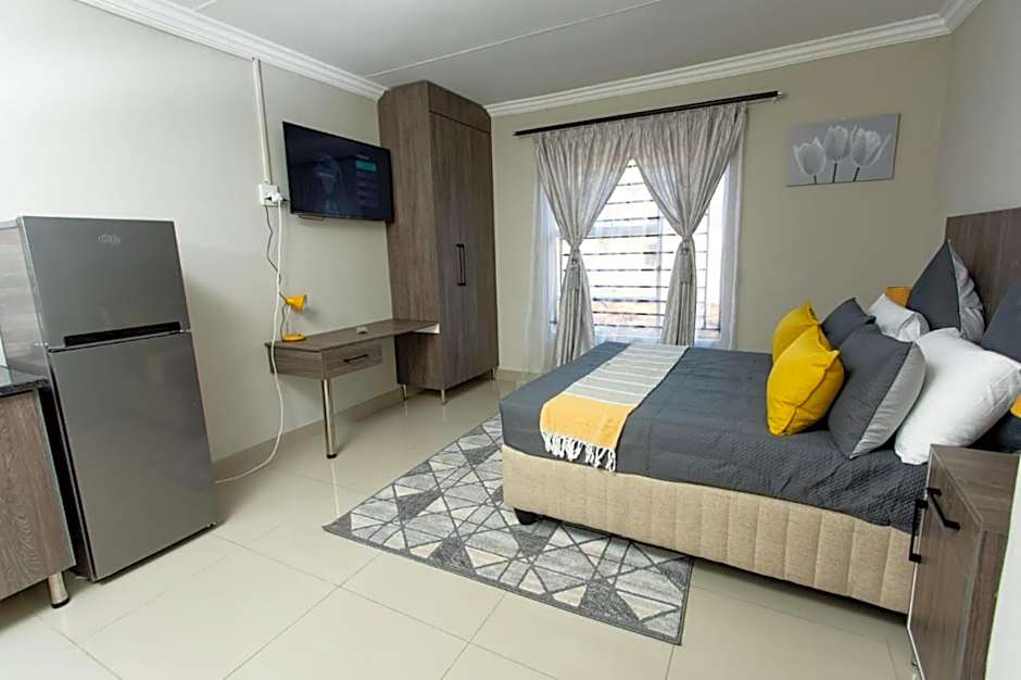 The Hide On Claremont