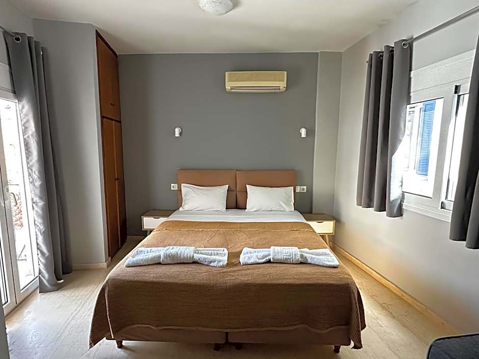 Skiathos Hills Studios