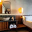 chic&basic Tokyo Hoose
