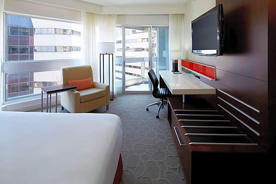 Delta Hotels by Marriott Montreal