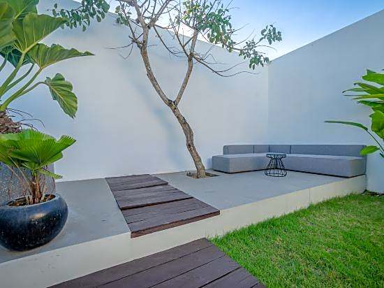 Mile Stone Villa