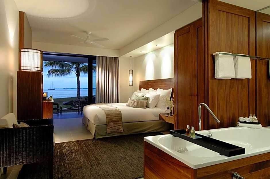 Photo 1 of 4 of Guestroom, Beachfront