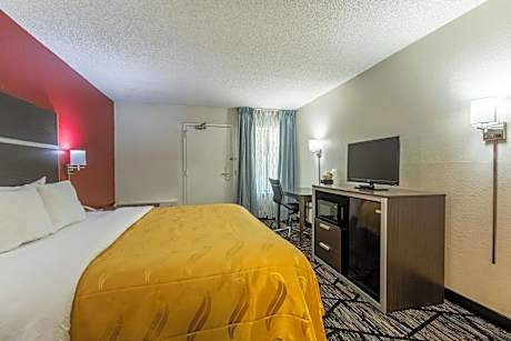 King Room - Interior Access, No Pets