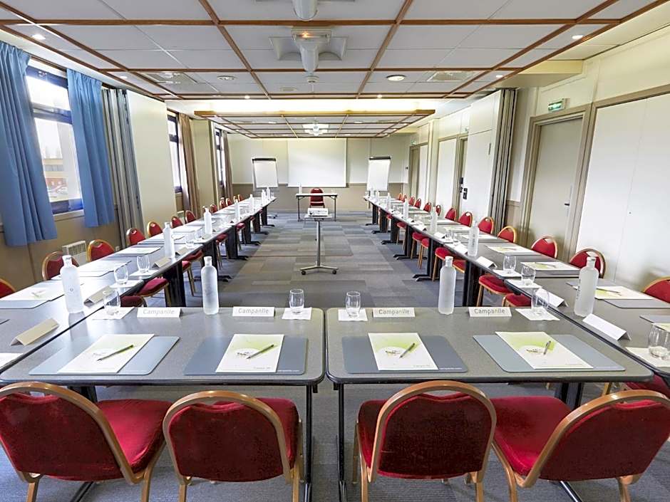 Campanile Le Blanc Mesnil Hotel