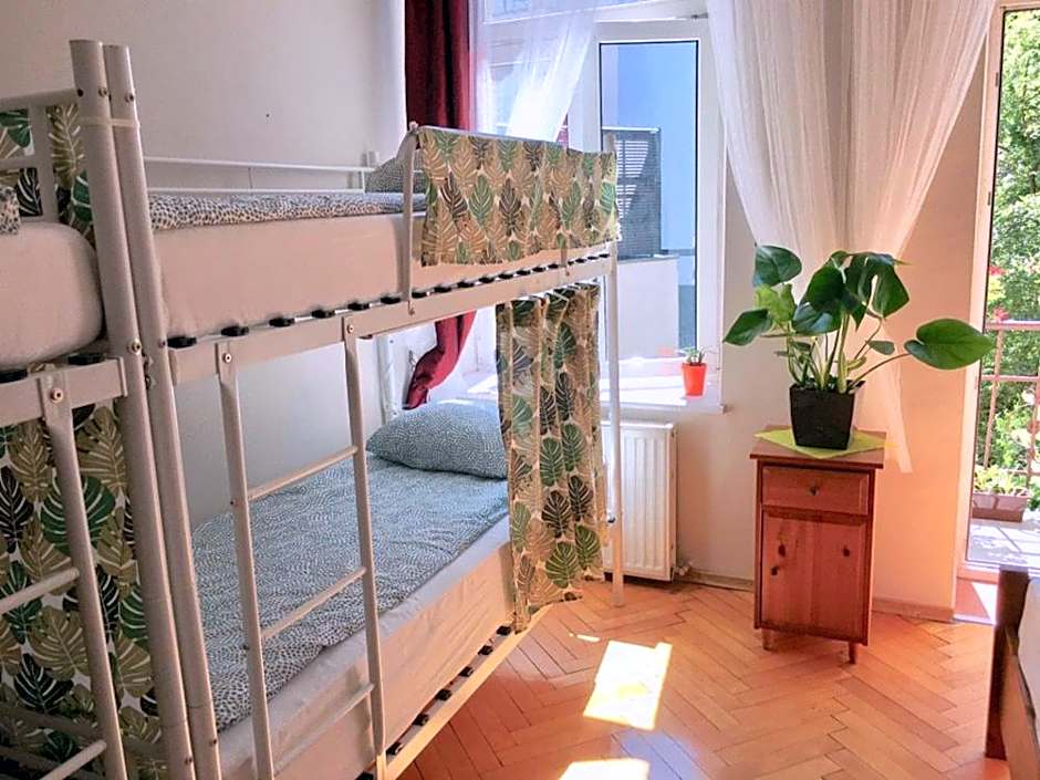 Green House – Krakow, MA