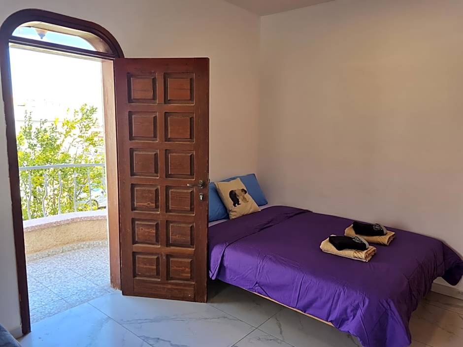 Exodus Hostel & Dive Center