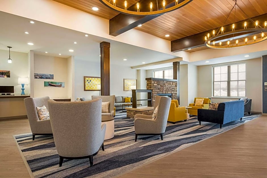 Comfort Inn & Suites