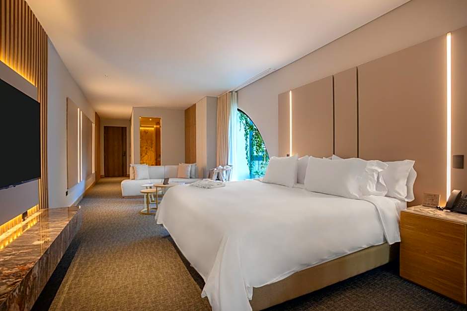 Photo 1 of 4 of 1 King Bed Suite