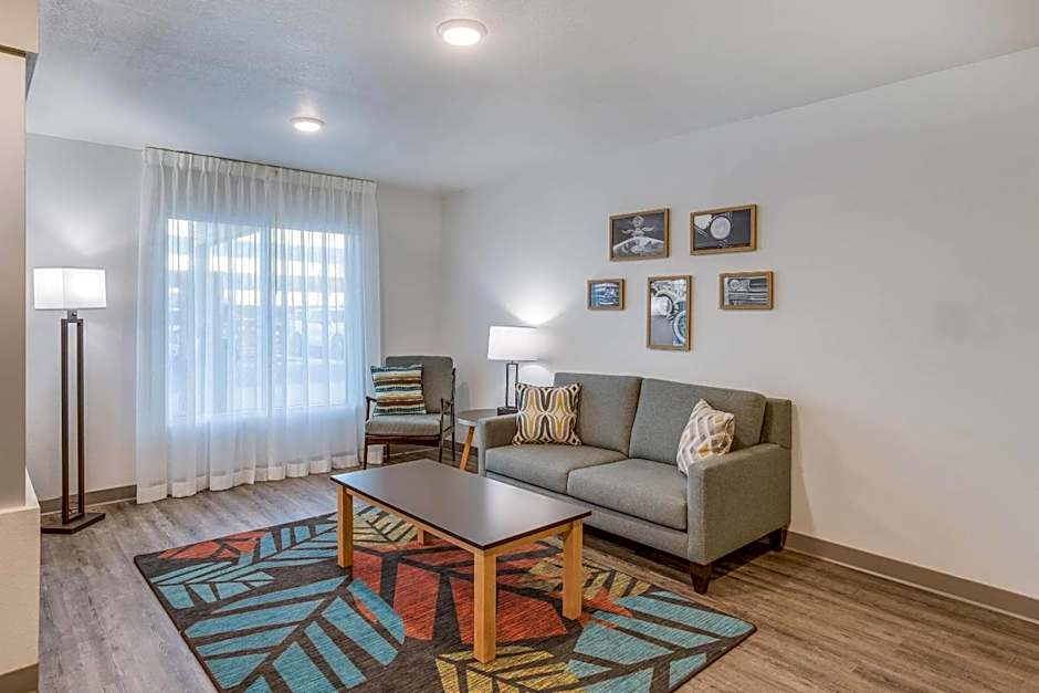 WoodSpring Suites Novi Farmington